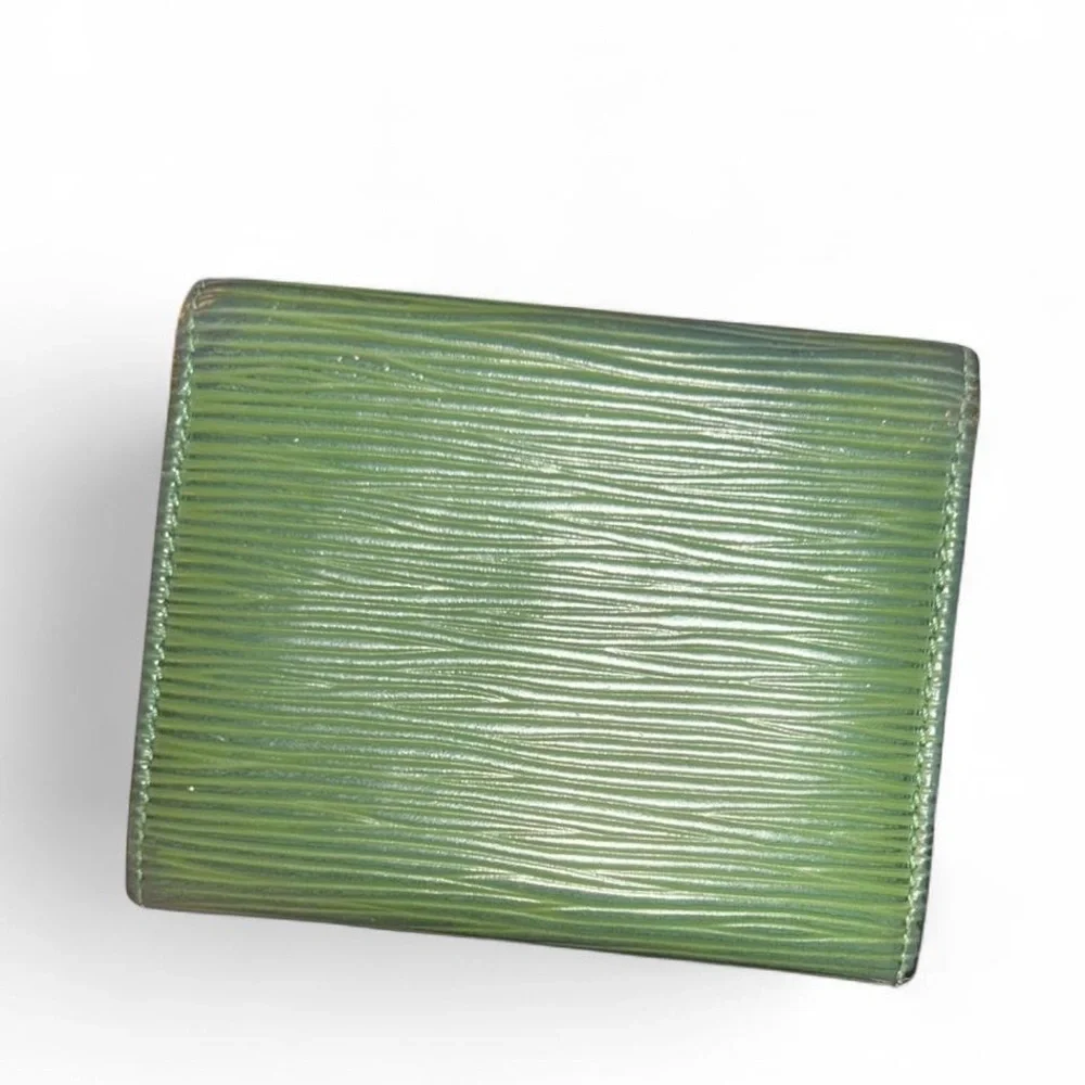 Louis Vuitton Epi Green Coin Purse Wallet Snap Card Holder Vintage LV - Picture 2 of 5
